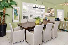 Conch 4 Bedroom Townhouse by RedAwning