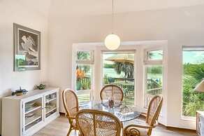 Little Current 3 Bedroom Home by RedAwning