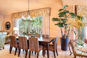 Donax 3 Bedroom Condo by RedAwning