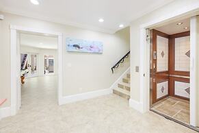 Il Paradiso Perduto 7 Bedroom Home by RedAwning