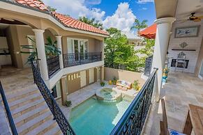 Il Paradiso Perduto 7 Bedroom Home by RedAwning