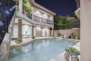 Il Paradiso Perduto 7 Bedroom Home by RedAwning