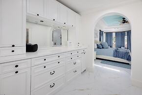 Il Paradiso Perduto 7 Bedroom Home by RedAwning