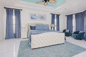 Il Paradiso Perduto 7 Bedroom Home by RedAwning