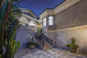 Il Paradiso Perduto 7 Bedroom Home by RedAwning