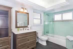 Osprey House 4 Bedroom Home by RedAwning