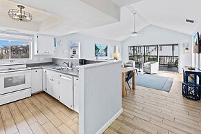 On A Whim 2 Bedroom Home by Redawning