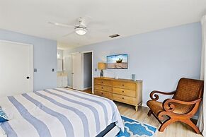 On A Whim 2 Bedroom Home by Redawning