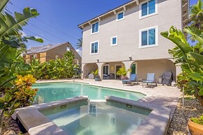 Aloha Baby- 5 Bedroom Luxury Pool Home! 5 Home by RedAwning