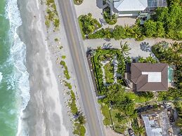 Aloha Baby- 5 Bedroom Luxury Pool Home! 5 Home by RedAwning