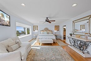 Aloha Baby- 5 Bedroom Luxury Pool Home! 5 Home by RedAwning