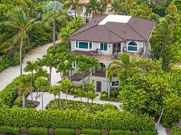 Aloha Baby- 5 Bedroom Luxury Pool Home! 5 Home by RedAwning