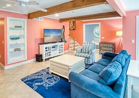 Lollipop 3 Bedroom Home by RedAwning