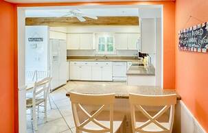 Lollipop 3 Bedroom Home by RedAwning