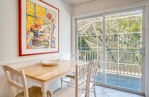 Lollipop 3 Bedroom Home by RedAwning