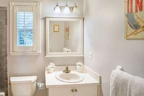 Lollipop 3 Bedroom Home by RedAwning