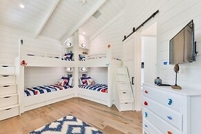 Coral Cottage 4 Bedroom Home by Redawning