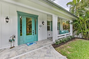 Coral Cottage 4 Bedroom Home by Redawning