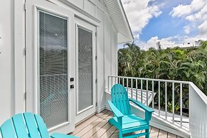Coral Cottage 4 Bedroom Home by Redawning