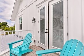 Coral Cottage 4 Bedroom Home by Redawning