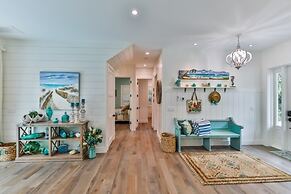 Coral Cottage 4 Bedroom Home by Redawning