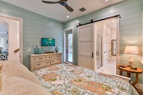 Coral Cottage 4 Bedroom Home by Redawning