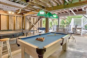 Bird Of Paradise 4 Bedroom Home by RedAwning