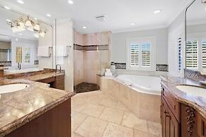 Villa Del Mar 5 Bedroom Home by RedAwning