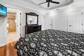 Villa Del Mar 5 Bedroom Home by RedAwning