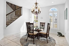 Villa Del Mar 5 Bedroom Home by RedAwning