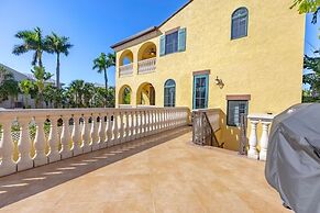 Villa Del Mar 5 Bedroom Home by RedAwning