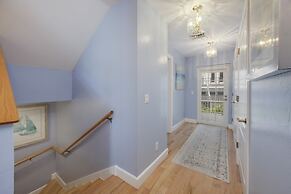 Bella Vita 5 Bedroom Home by RedAwning