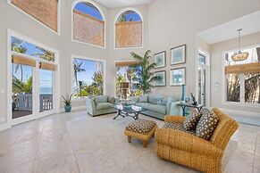 Captiva Grace 5 Bedroom Home by RedAwning