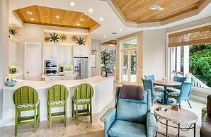 Captiva Grace 5 Bedroom Home by RedAwning