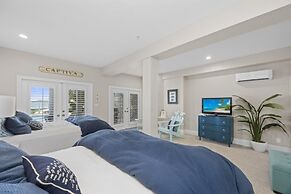 Captiva Grace 5 Bedroom Home by RedAwning