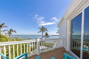 Captiva Grace 5 Bedroom Home by RedAwning