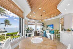Captiva Grace 5 Bedroom Home by RedAwning