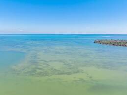 Captiva Grace 5 Bedroom Home by RedAwning