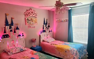 Mickey's Magical Kingdom 4 Bedroom Townhouse by RedAwning