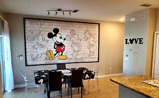 Mickey's Magical Kingdom 4 Bedroom Townhouse by Redawning