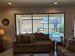 Lovely 5br Townhouse At Windsor At Westside 5 Bedroom Townhouse by Red