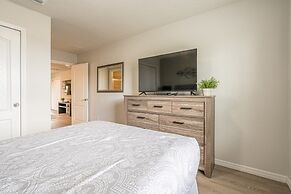 Lovely 5br Townhouse At Windsor At Westside 5 Bedroom Townhouse by Red