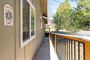 Lake View Oasis - Pet-Friendly Home with 2 Decks by Yosemite Region Re
