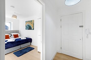 Pinewood 1 &2 Bedroom Apt. by Arista Living