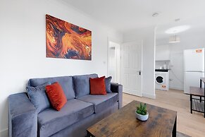 Pinewood 1 &2 Bedroom Apt. by Arista Living