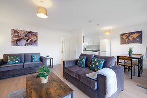 Pinewood 1 &2 Bedroom Apt. by Arista Living