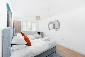 Pinewood 1 &2 Bedroom Apt. by Arista Living