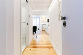 Charming Santos by Homing