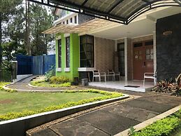 Eton Asia Kota Bunga Villas