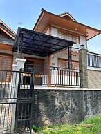 Eton Asia Kota Bunga Villas